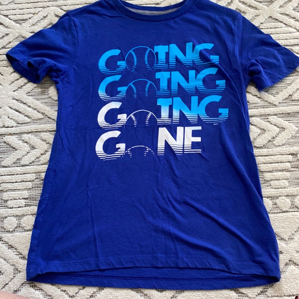 Old Navy t-shirt